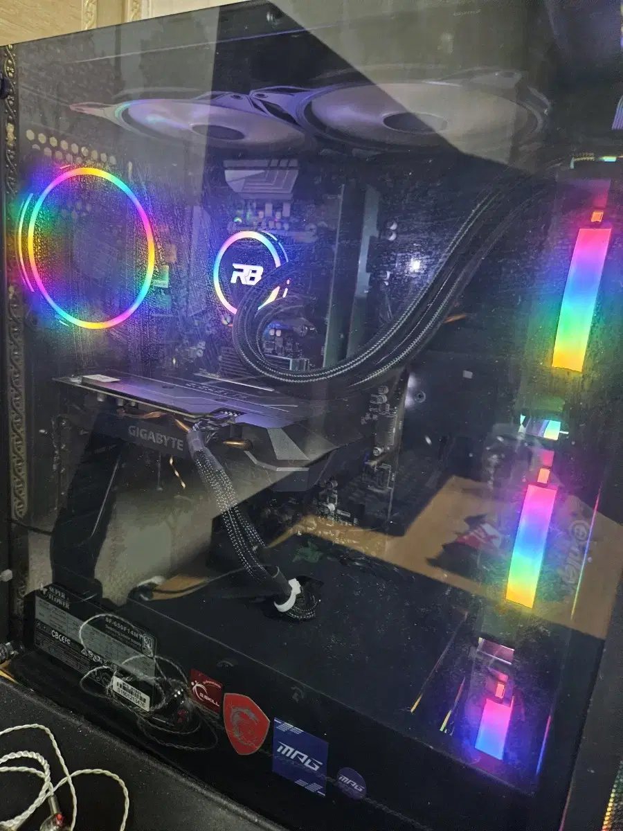 i7 8700k 2060 완본체 팝니다